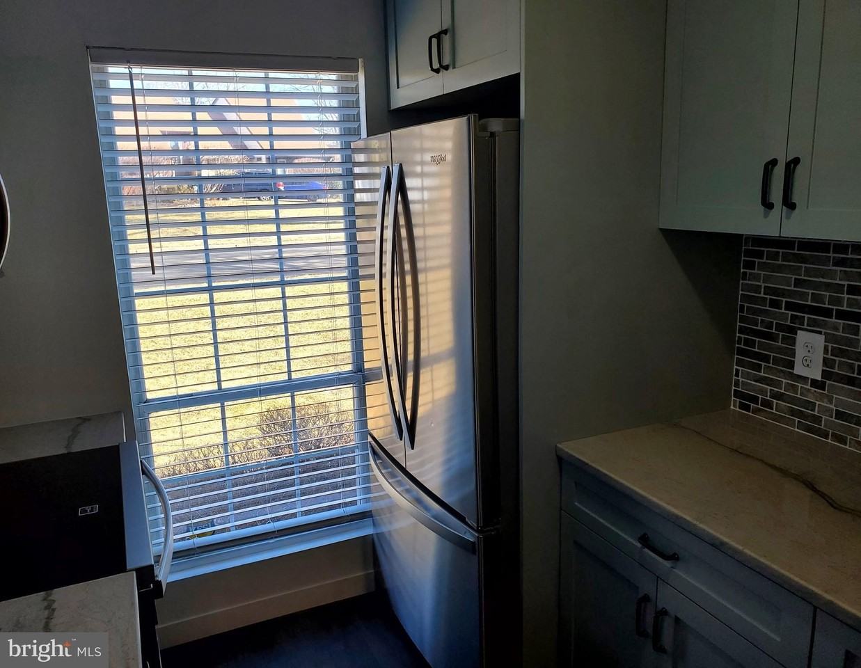 3 Banbury Ct - Photo 4 of 31