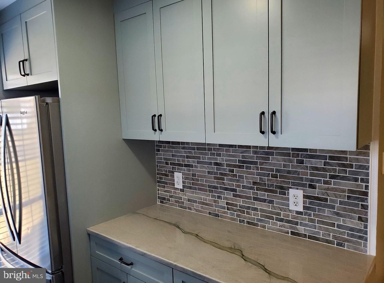 3 Banbury Ct - Photo 5 of 31