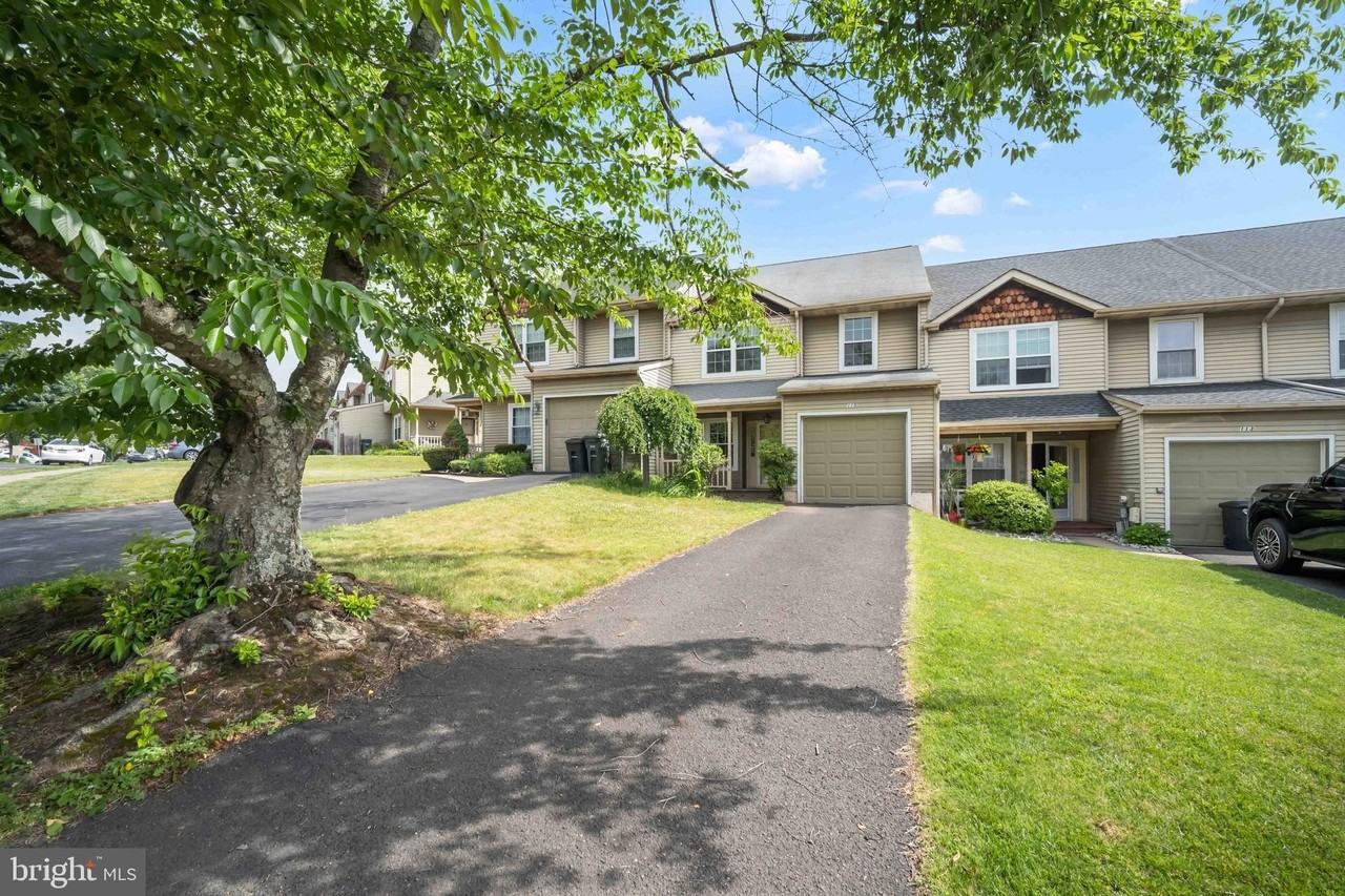 115 Mulberry Dr