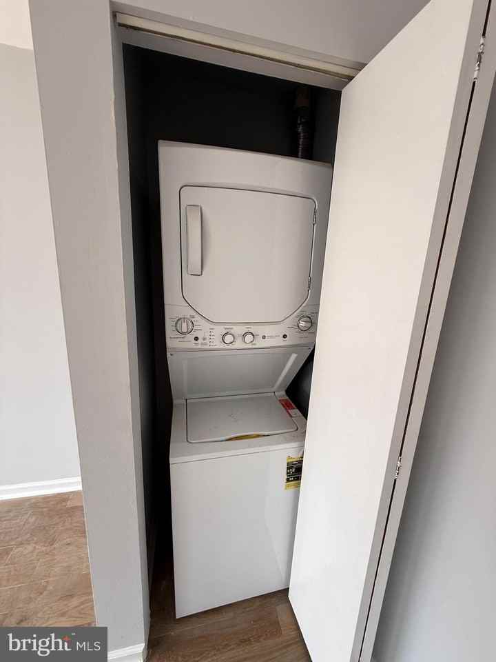 2611 S 9th St #2 - Photo 5 of 12