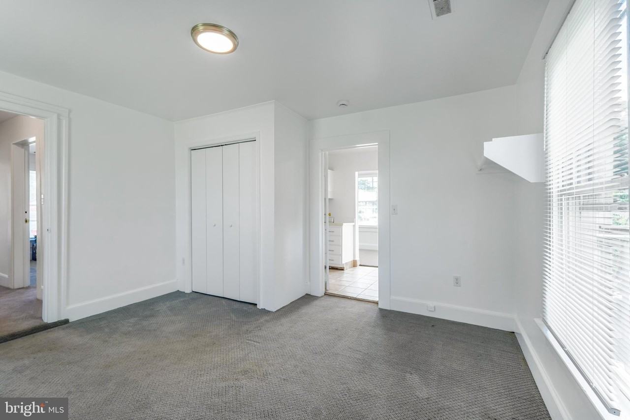 621 Lafayette Blvd #B - Photo 7 of 19