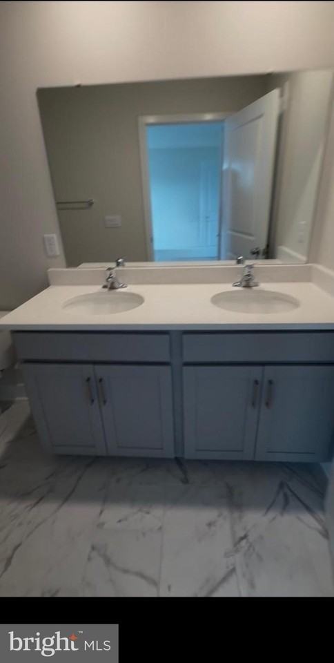 174 Sioux Loop - Photo 2 of 20
