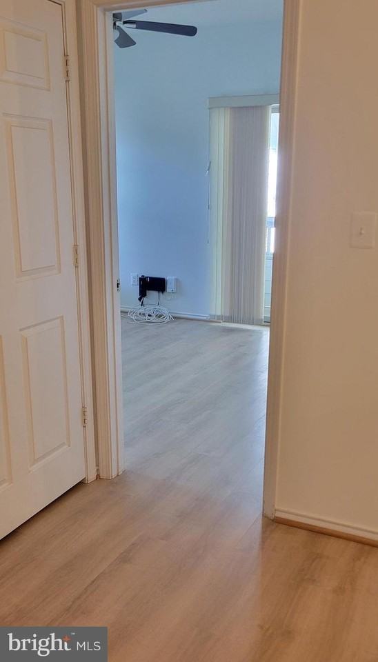 4401 Sedgehurst Dr #303 - Photo 7 of 13