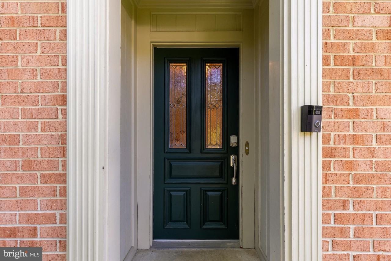 1318 Round Oak Ct - Photo 4 of 50