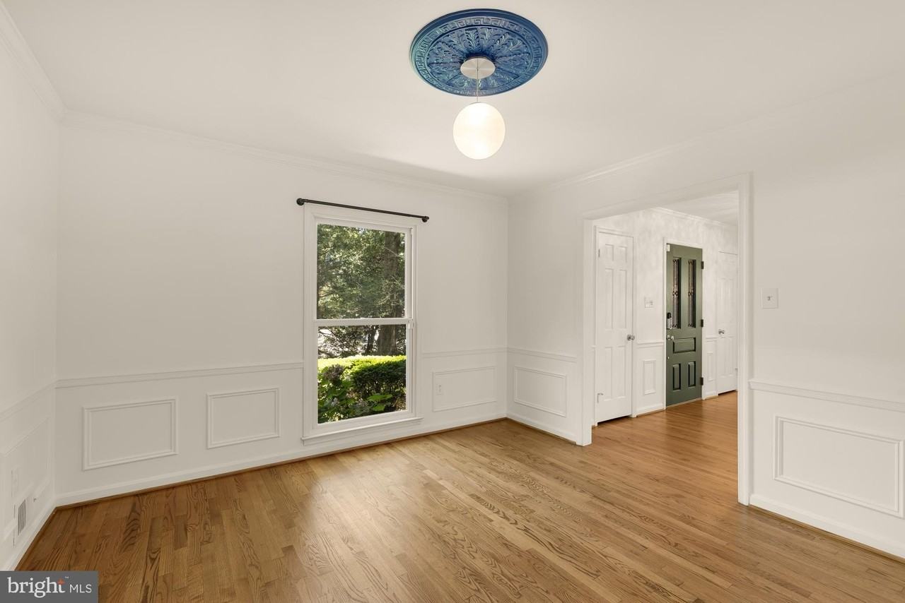 1318 Round Oak Ct - Photo 7 of 50
