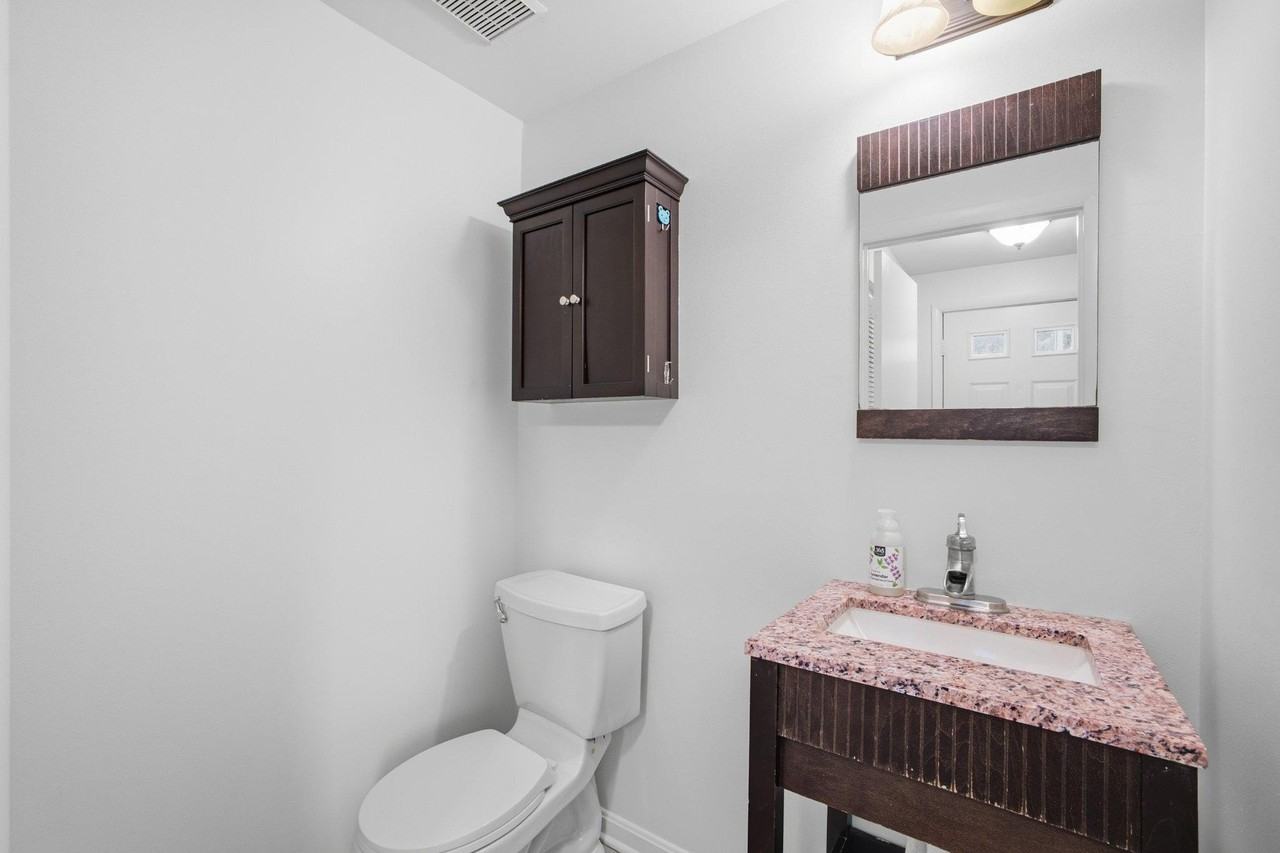 7998 Tyson Oaks Cir - Photo 2 of 17