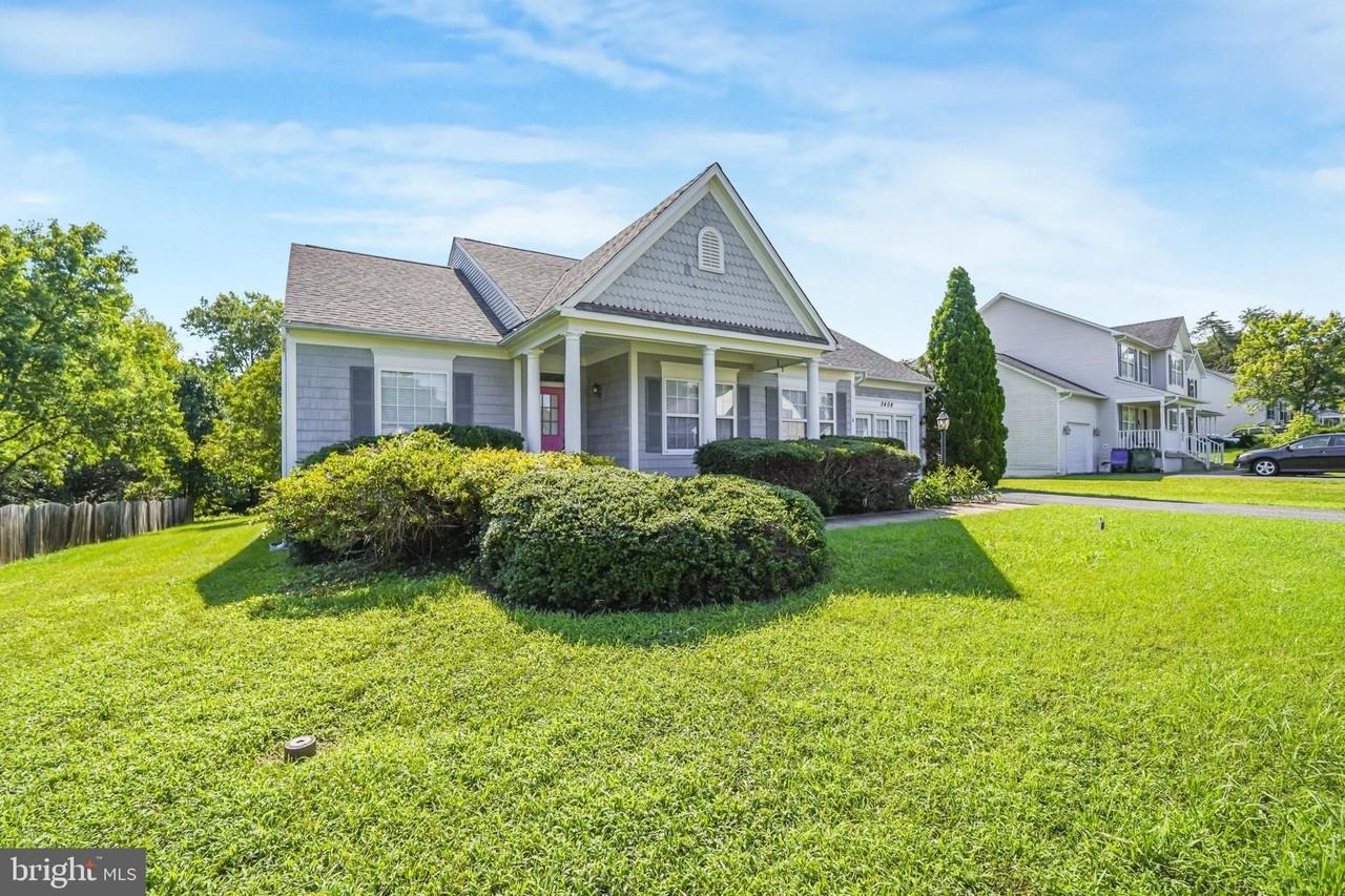 2408 Ruffin Dr - Photo 2 of 40