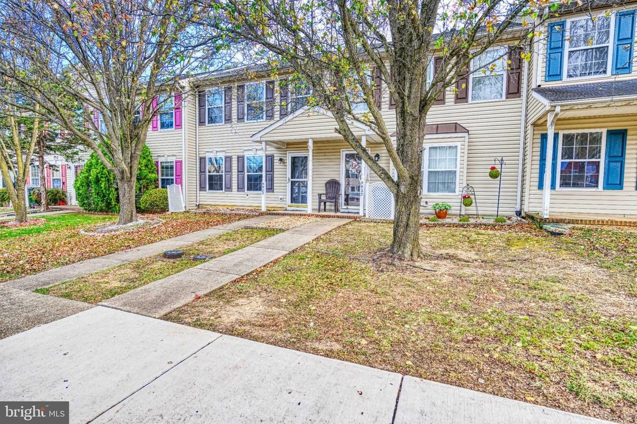 9925 Matti Hill Ct - Photo 3 of 11