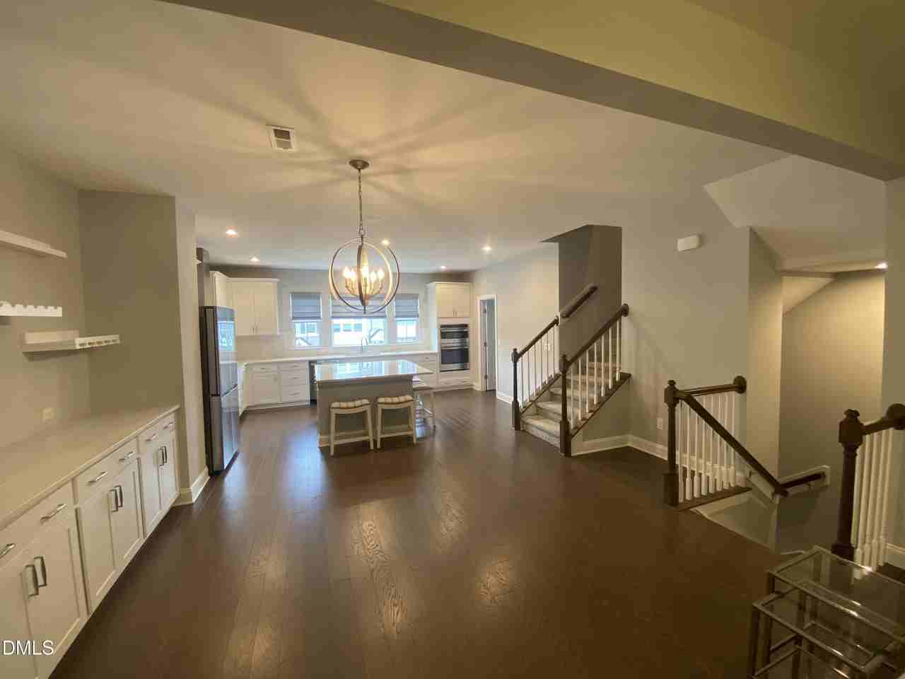 806 Grafton Peak Ln - Photo 4 of 25