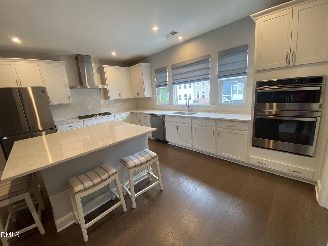 806 Grafton Peak Ln - Photo 6 of 25