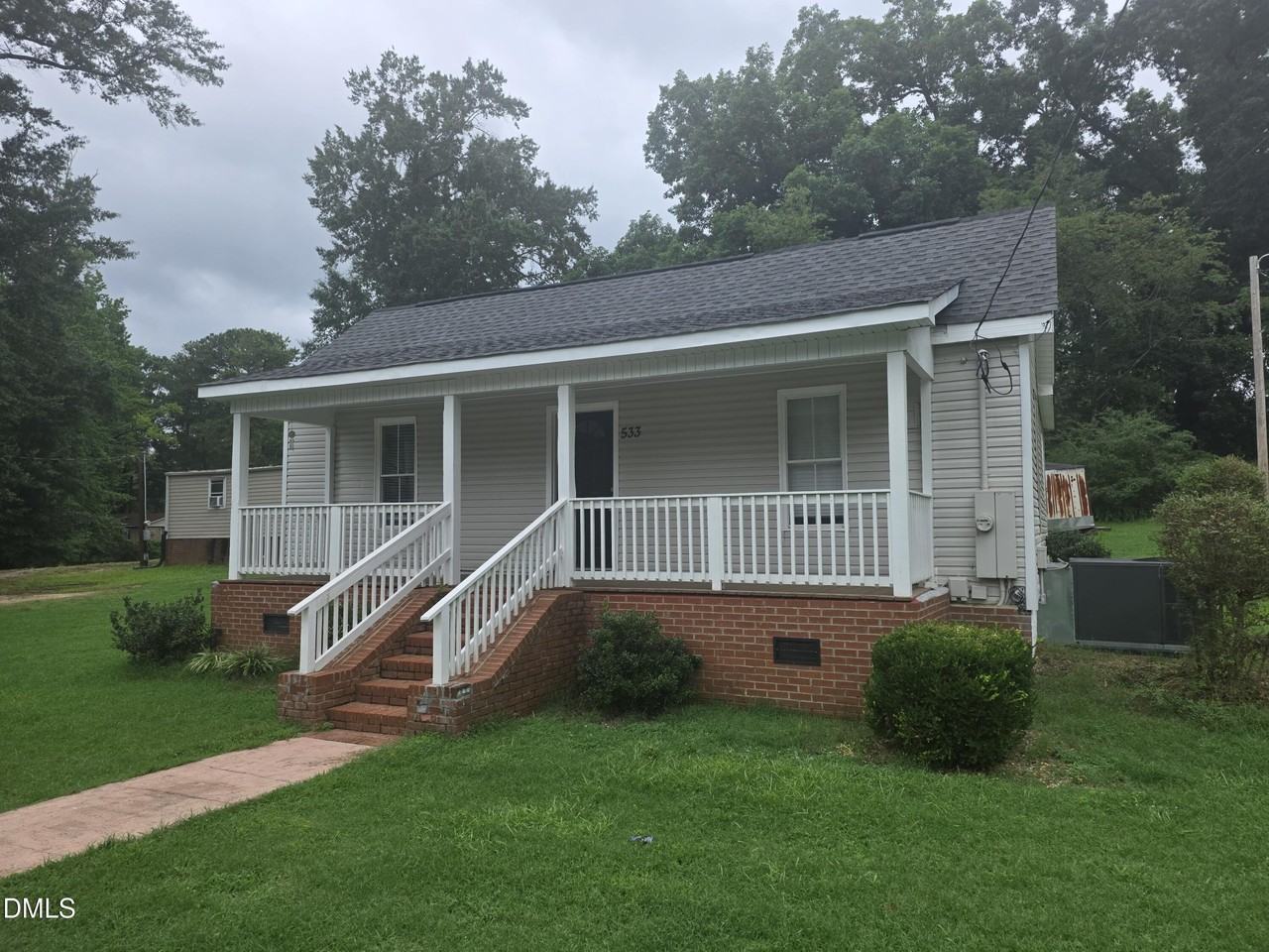 533 E Nelson Ave - Photo 4 of 4