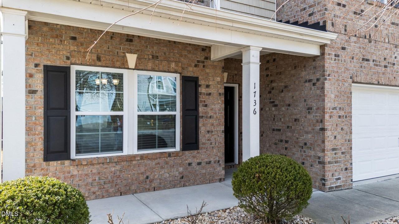 1736 Fern Hollow Trl - Photo 7 of 50