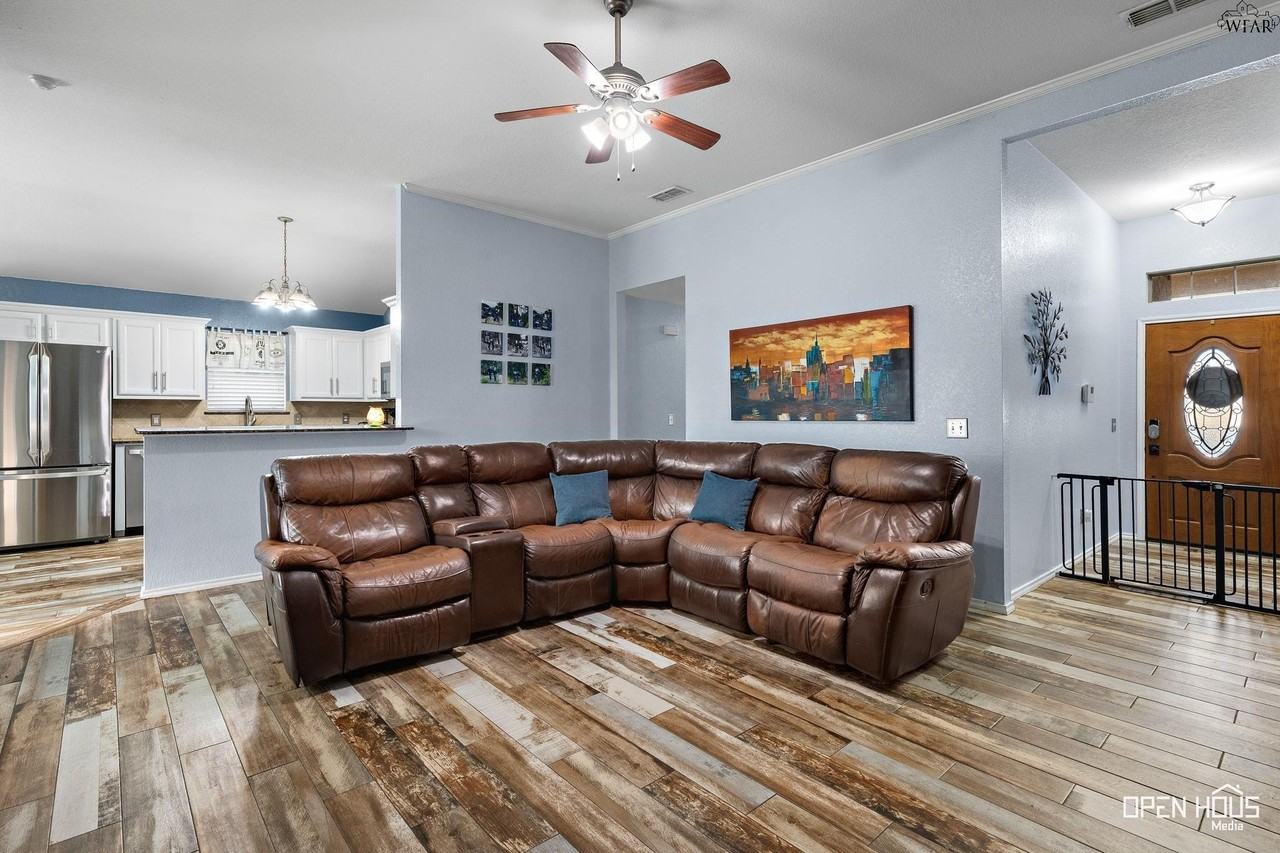 2 Evington Ct - Photo 7 of 30