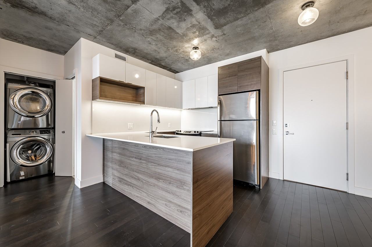 1375 Rue des Bassins #603 - Photo 3 of 29