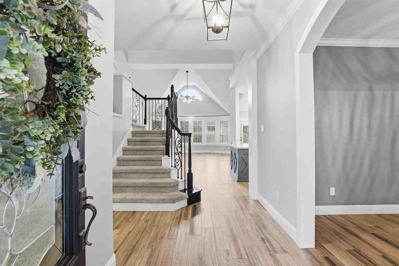 15815 Mossy Shores Ct - Photo 2 of 29