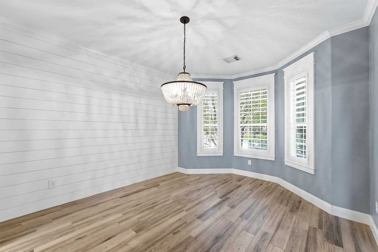 15815 Mossy Shores Ct - Photo 3 of 29