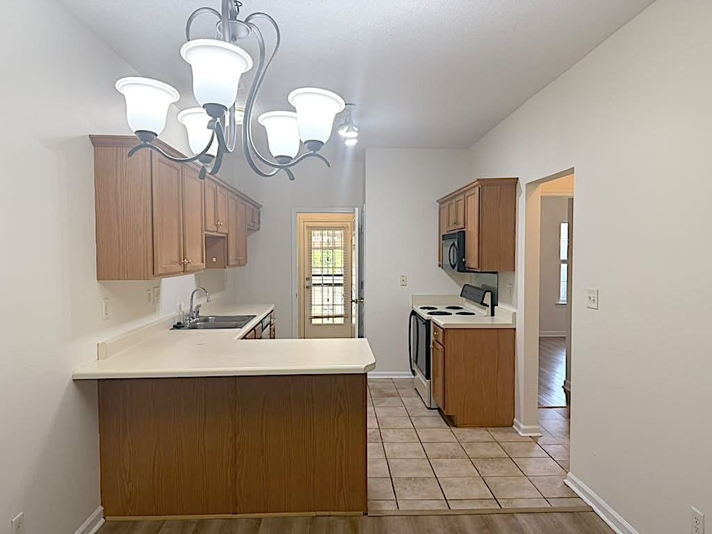 7751 Lipscomb Dr #1 - Photo 4 of 20