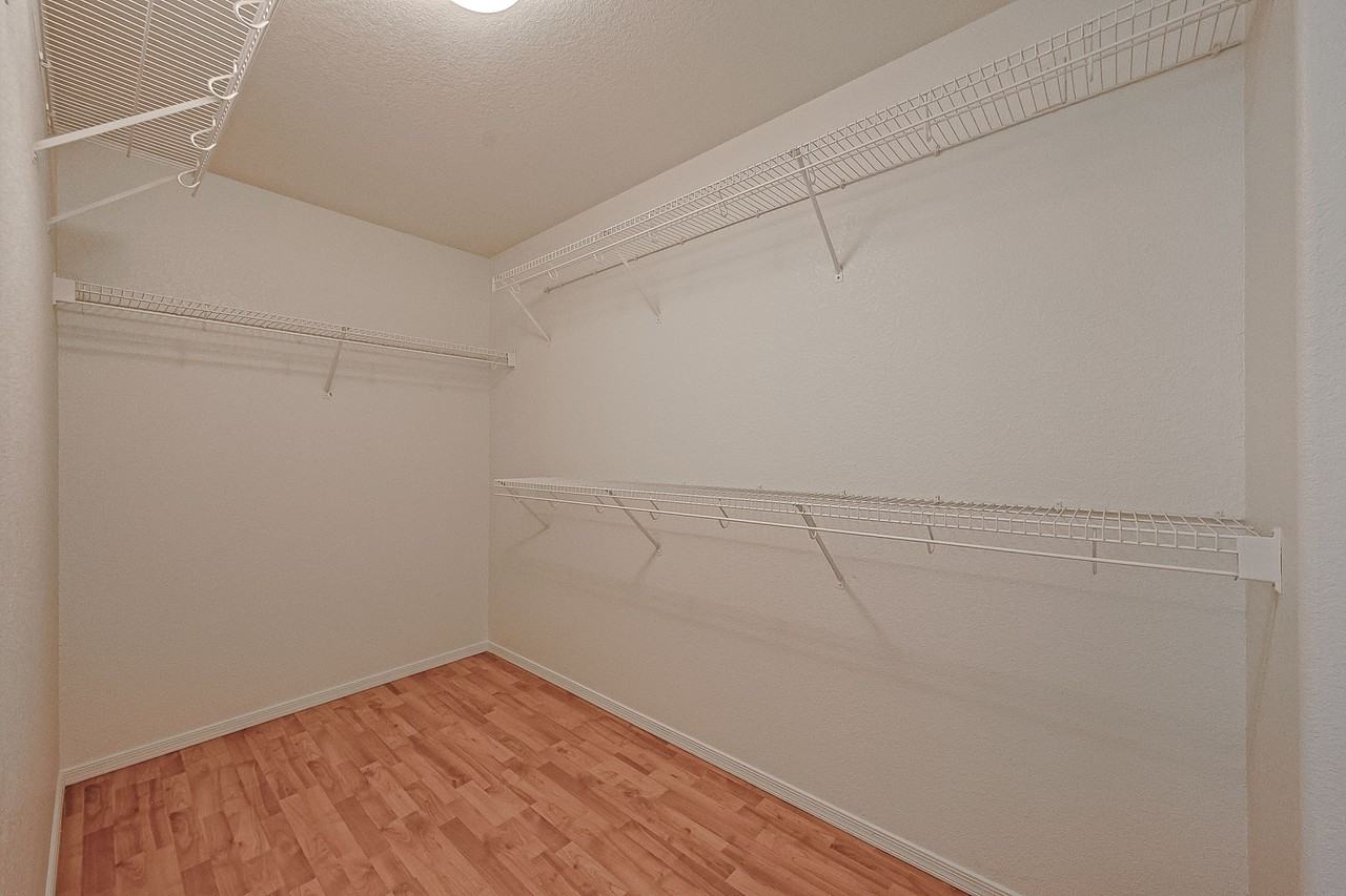 3225 N 130th Ave #1 - Photo 4 of 36
