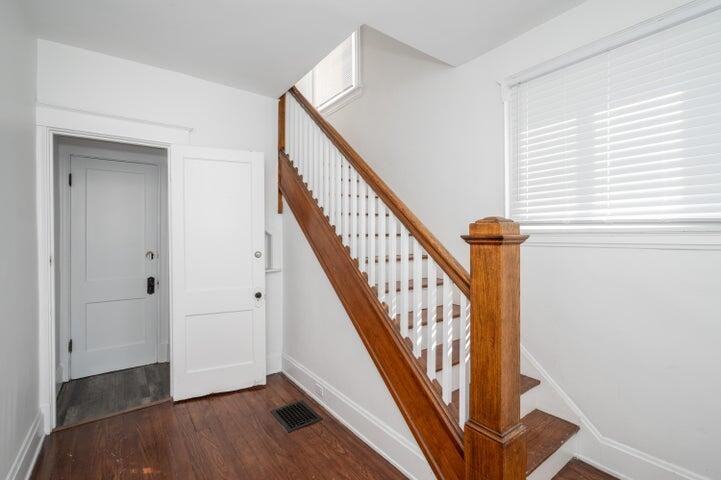 2730 Dakota Ave #B - Photo 5 of 16