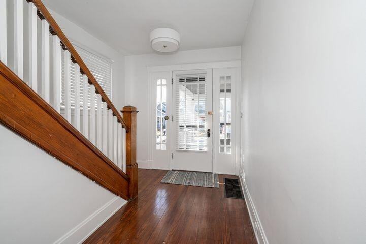 2730 Dakota Ave #B - Photo 6 of 16