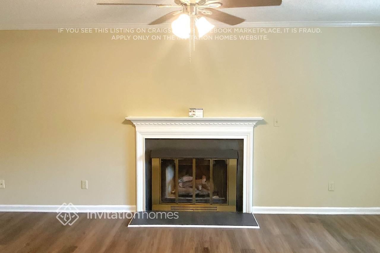 4153 Benton Creek Dr - Photo 3 of 18