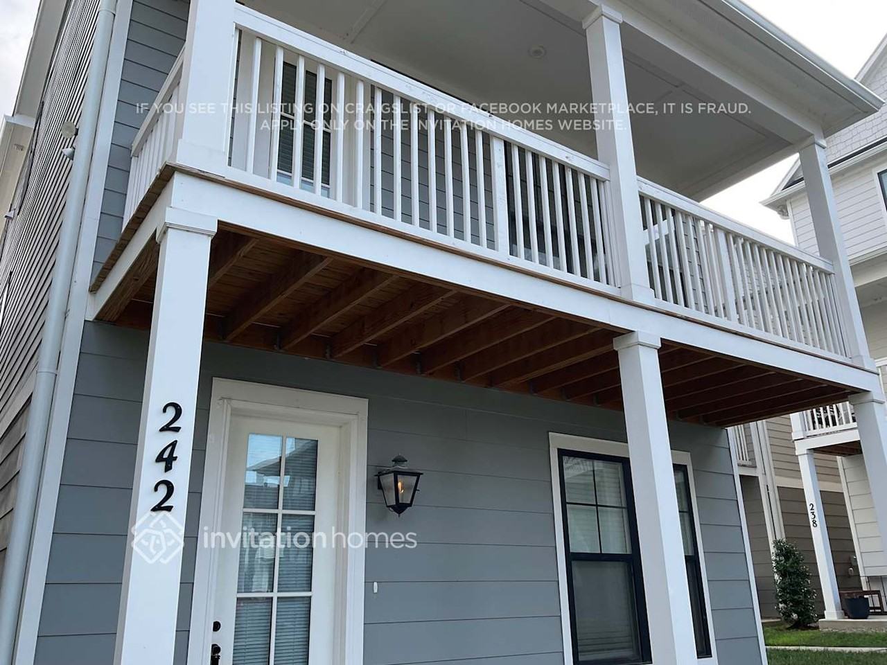 242 Founders Ln - Photo 2 of 18