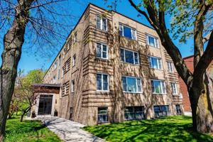featured image of 18 Anglesey Blvd