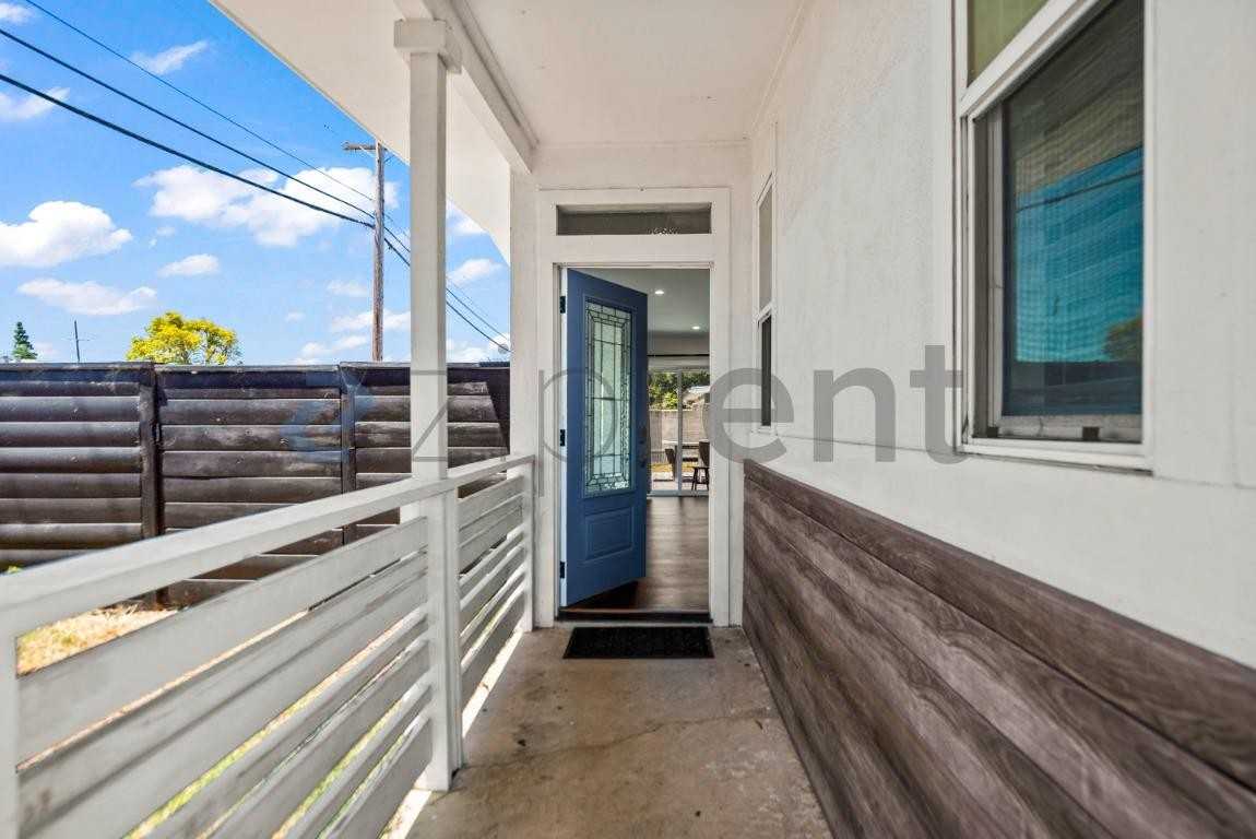 2601 Fordham St - Photo 5 of 26