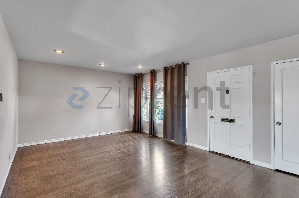 619 35th St #NA - Photo 5 of 26