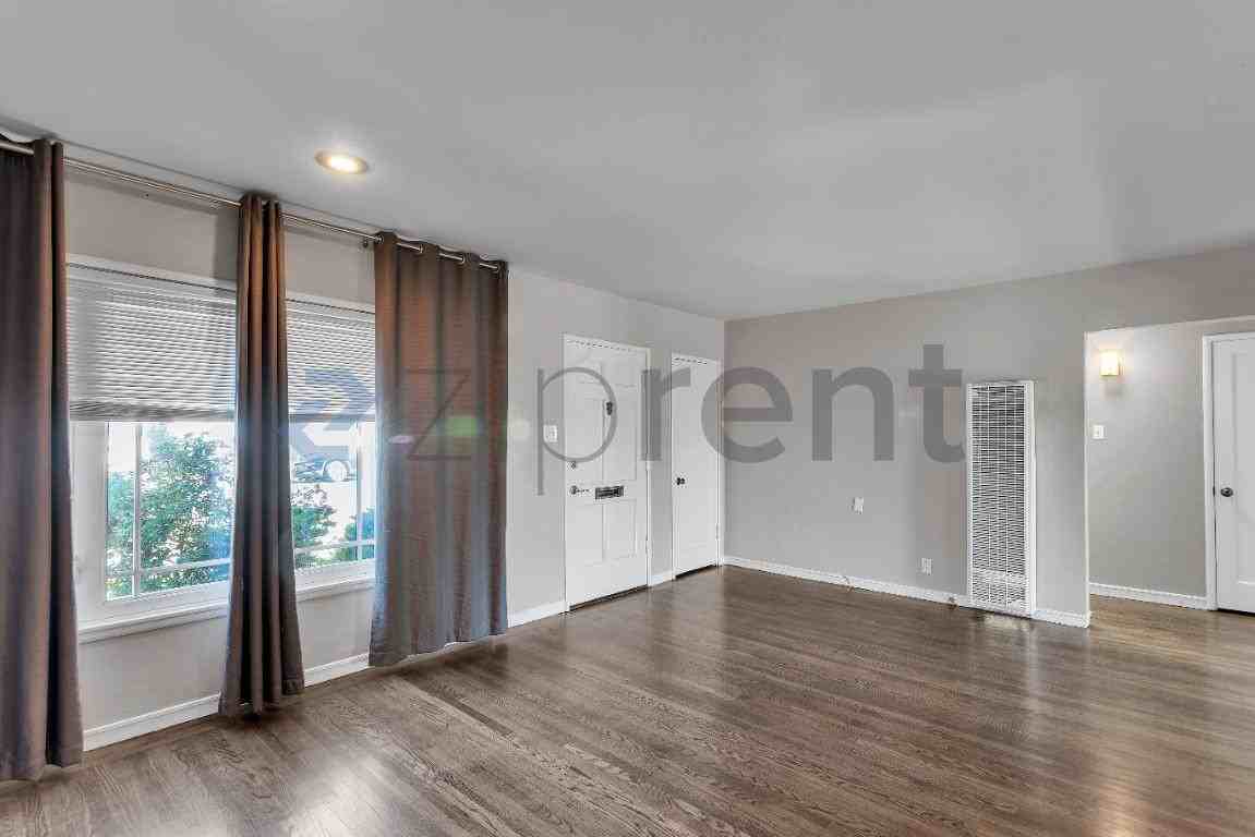 619 35th St #NA - Photo 6 of 26