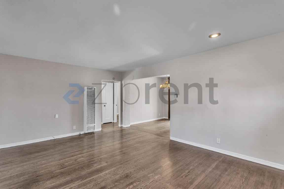 619 35th St #NA - Photo 7 of 26