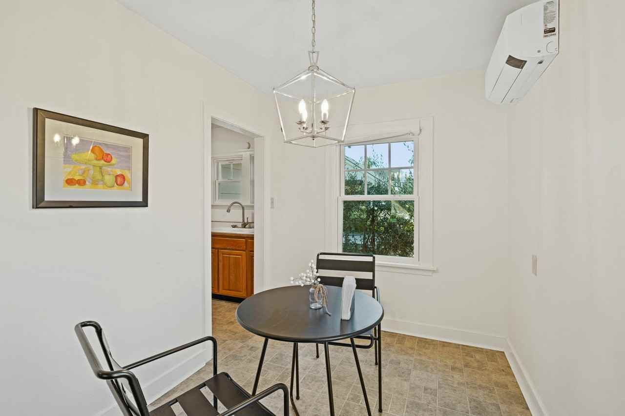 325 1st St - Photo 7 of 29