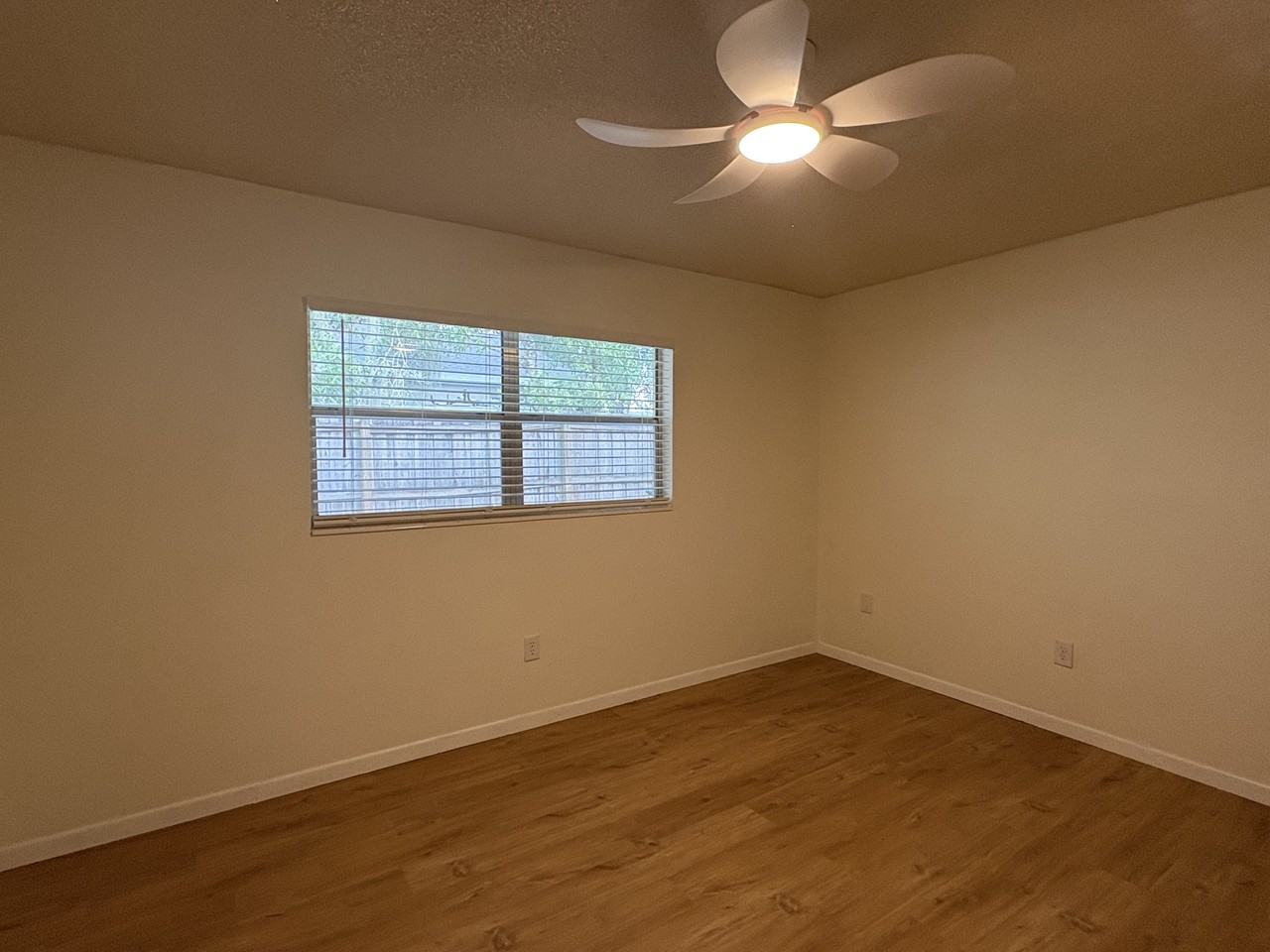 717 E Michigan Ave #1 - Photo 5 of 9
