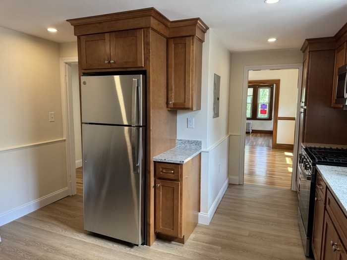 30 Fairview Ave #2 - Photo 3 of 11