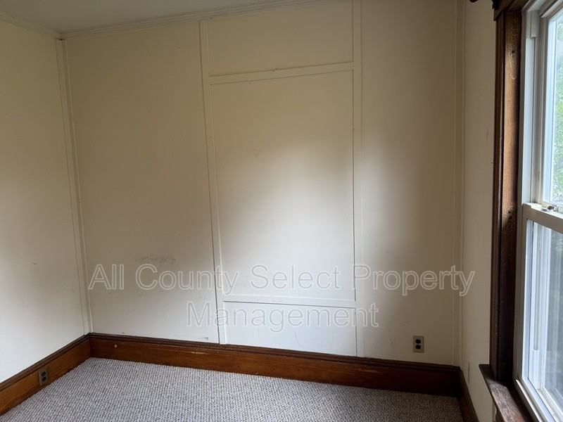 12 Wilson Ave - Photo 7 of 15