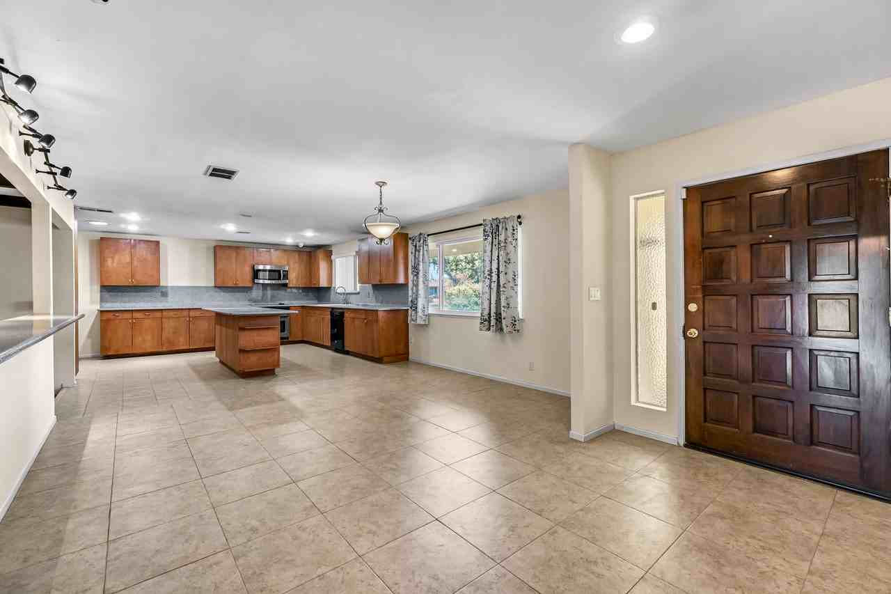 5170 E Huntington Ave #NA - Photo 4 of 39