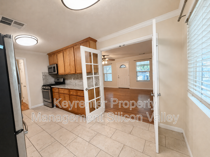 656 Curtner Ave - Photo 5 of 27