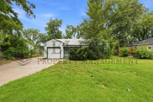 featured image of 1620 E Selma St