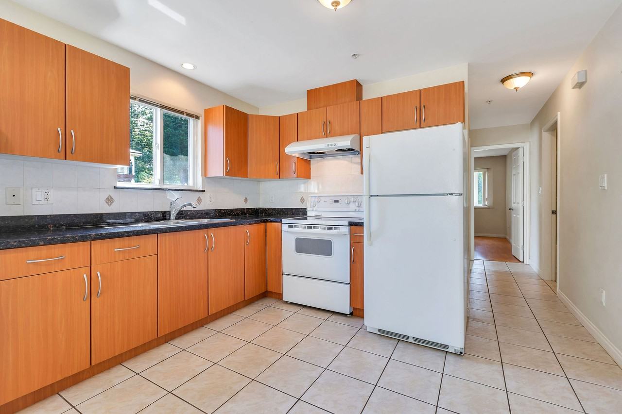 2291 East 12th Avenue - Photo 3 of 10