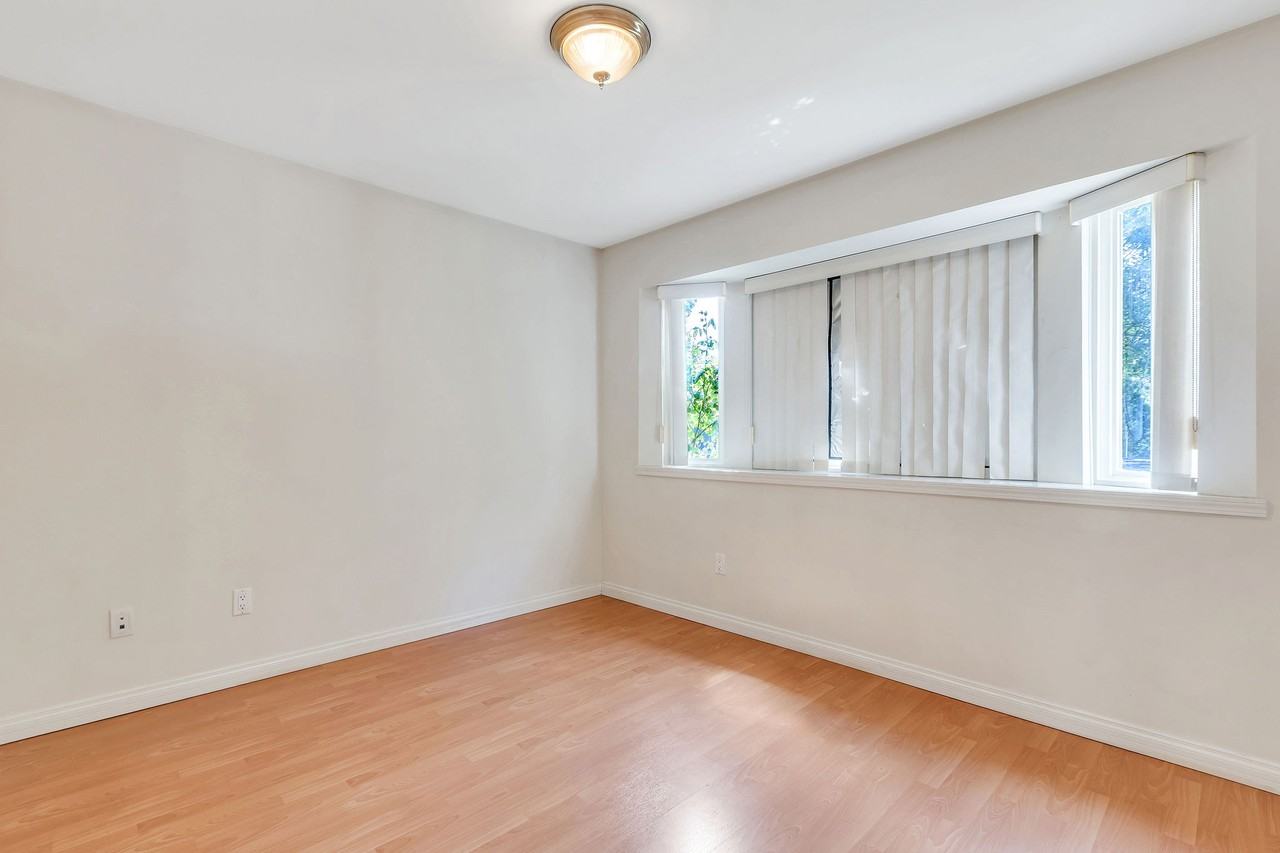 2291 East 12th Avenue - Photo 6 of 10