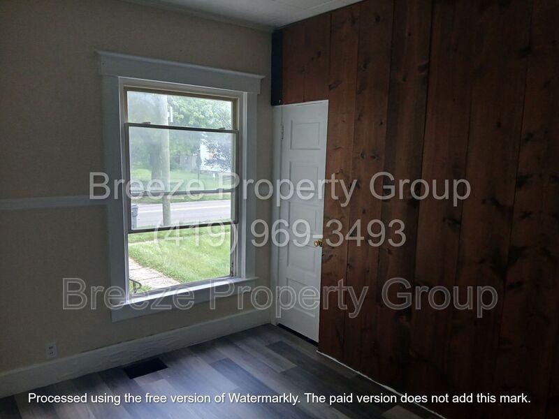 621 N Metcalf St - Photo 6 of 10