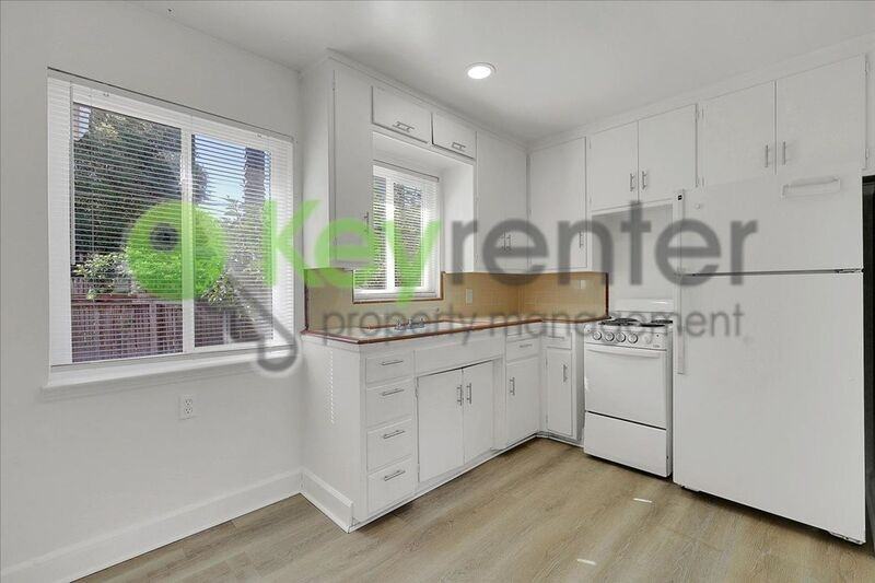 5121 Da Rosa Dr - Photo 6 of 25