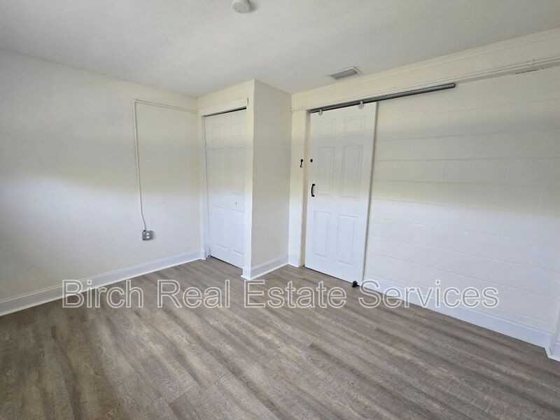 1247 Chelsea Ln - Photo 7 of 13
