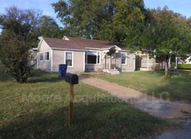 featured image of 931 W Texas St