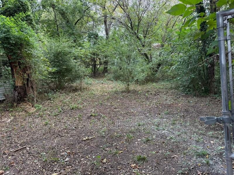 415 W Rainey St #B - Photo 2 of 10