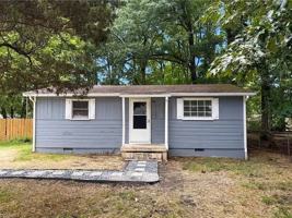 featured image of 303 Woodbury Street