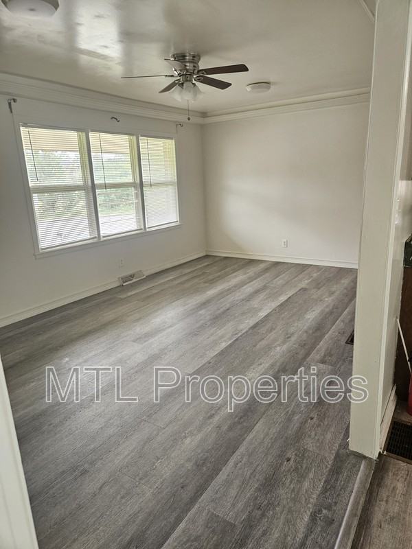 924 Cherry Rd - Photo 4 of 15