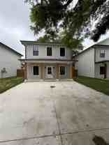 303 Live Oak - Photo 1 of 1
