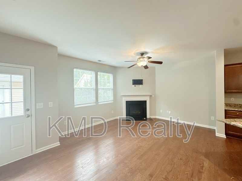 11228 Cedar Walk Ln - Photo 5 of 13
