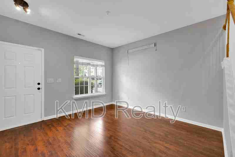 11054 Dixie Hills Dr - Photo 6 of 23